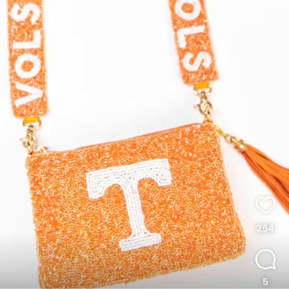University of Tennessee Beaded Crossbody Bag - Picture 3 of 3